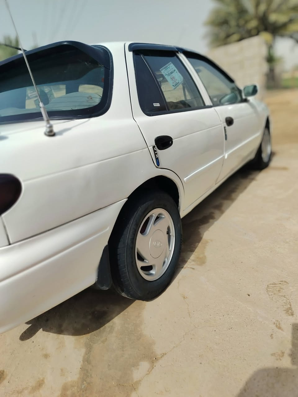 السلام عليكم 
مرخصت الادمن
كيا سيفيه
موديل 96
كير عادي 
محرك مسكر 
رقم ديالى مشروع وطني 
ارقام نكليزي سنويه جديده 
تحويل ثاني يوم  
كهربيات كلها شغاله 
كيج الحماوة شغال 
طوافه مال البانزين شغال 
جام كله شغال 
تبريد ثلج 
تخم تاير 
السيارة  صبغ عام لجماليه فقط بدون حادث وضربه 
العنوان بغداد 
السعر 43 حك الجيه  موجوده 
***********
