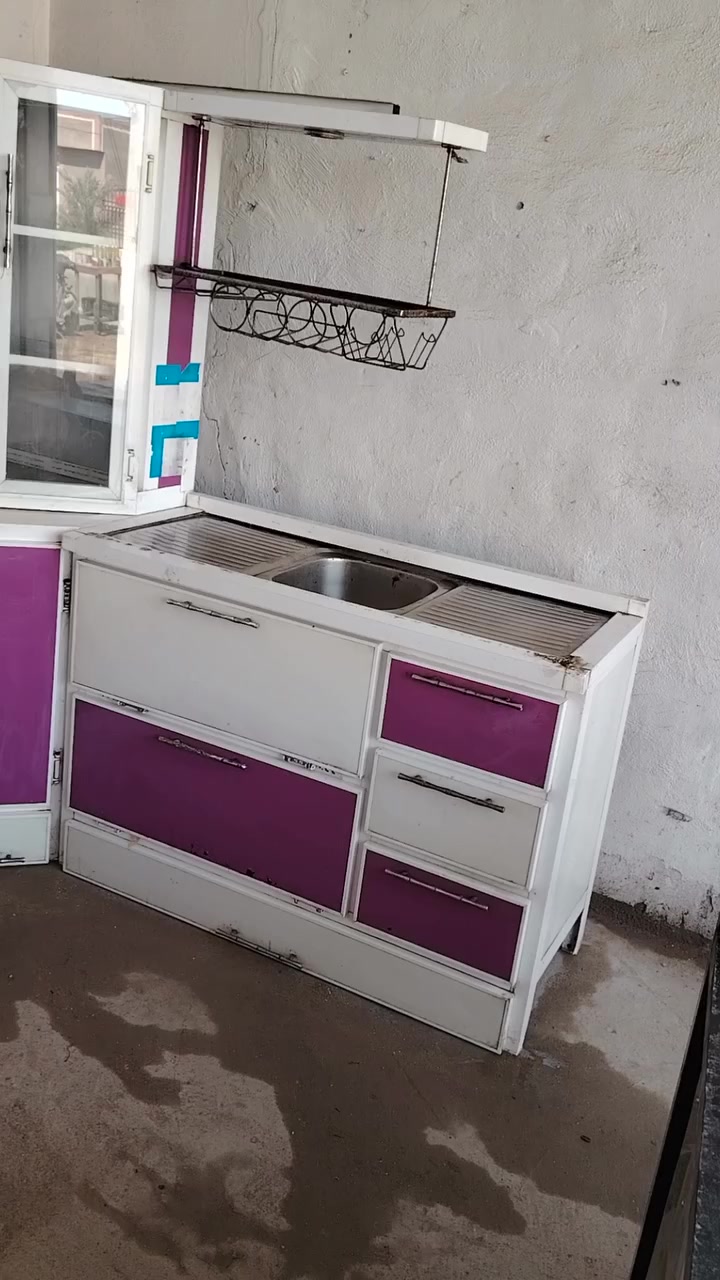 كونتر ٩قطع تسكام درجه أوله ويا طباخ +شافطه +ساله يرهم مراوس مكان حله ورديه خارج قرب مستشفى الكفيل وهذه رقمي *********** بيه وتساب ويرهمن مراوس وشتري جميع لكاونترات حتلو مكسر شعندك كاونتر شتريه سبالت مكيفات عطلان
