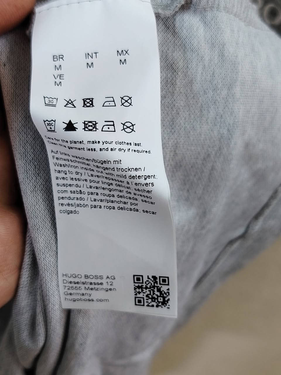 تشيرت هوكو بووس اصلي فول ليكره
قياس M
تابع الصفحه.فقط ماركات


**إذا كنت صاحب هذا الإعلان وتريد حذفه لأي سبب، رجاءا أرسل رسالة إلى الدعم الفني**