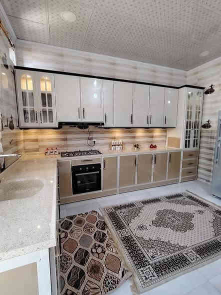 معمل ومعرض الأخوين للألمنيوم / PVC
ونرجعلكم بعروض النار 🔥

🔹 عروض الكاونترات الألمنيوم:
 • بوري سعودي 🇸🇦
 • بليت سمك 1 ملم
 • محشة خشب 🪵
 • يدة ثقيلة
 • نرمادة ثقيلة
 • يـوفي 2 ملم
 • أبطن بالبيت البواب
سعر المتر: 150 ألف فقط

⸻

🔹 الأبواب PVC الأبيض:
 • القياس: 200 × 90
السعر: 115 ألف

🔹 ألوان PVC (أسود – شنباني – صاحي):
السعر: 200 ألف للباب

⸻

🔹 أسعار المحجرات 🇹🇷:

• محجرات بوري الدور:
الألوان: أسود – ذهبي – صاحي – سلفر
سعر المتر: 40 ألف

• المحجرات الحديثة الكلاسك (جام 10 ملم):
سعر المتر: 65 ألف

• المحجر البوري المربع الأسود:
سعر المتر: 60 ألف

⸻

🔹 مميزات شغلنا:
 • تنفيذ مباشر
 • مواعد دقيقة
 • شغل درجة أولى
 • نظافة وجودة عالية
 • نعتز بكل زبائننا من جميع المحافظات
 • النقل والشد مجاني

⸻

📍 العنوان: بابل – الحلة – شارع السياحي – عامود 21
📞 للاستفسار والاتصال: *********** (واتساب متوفر
