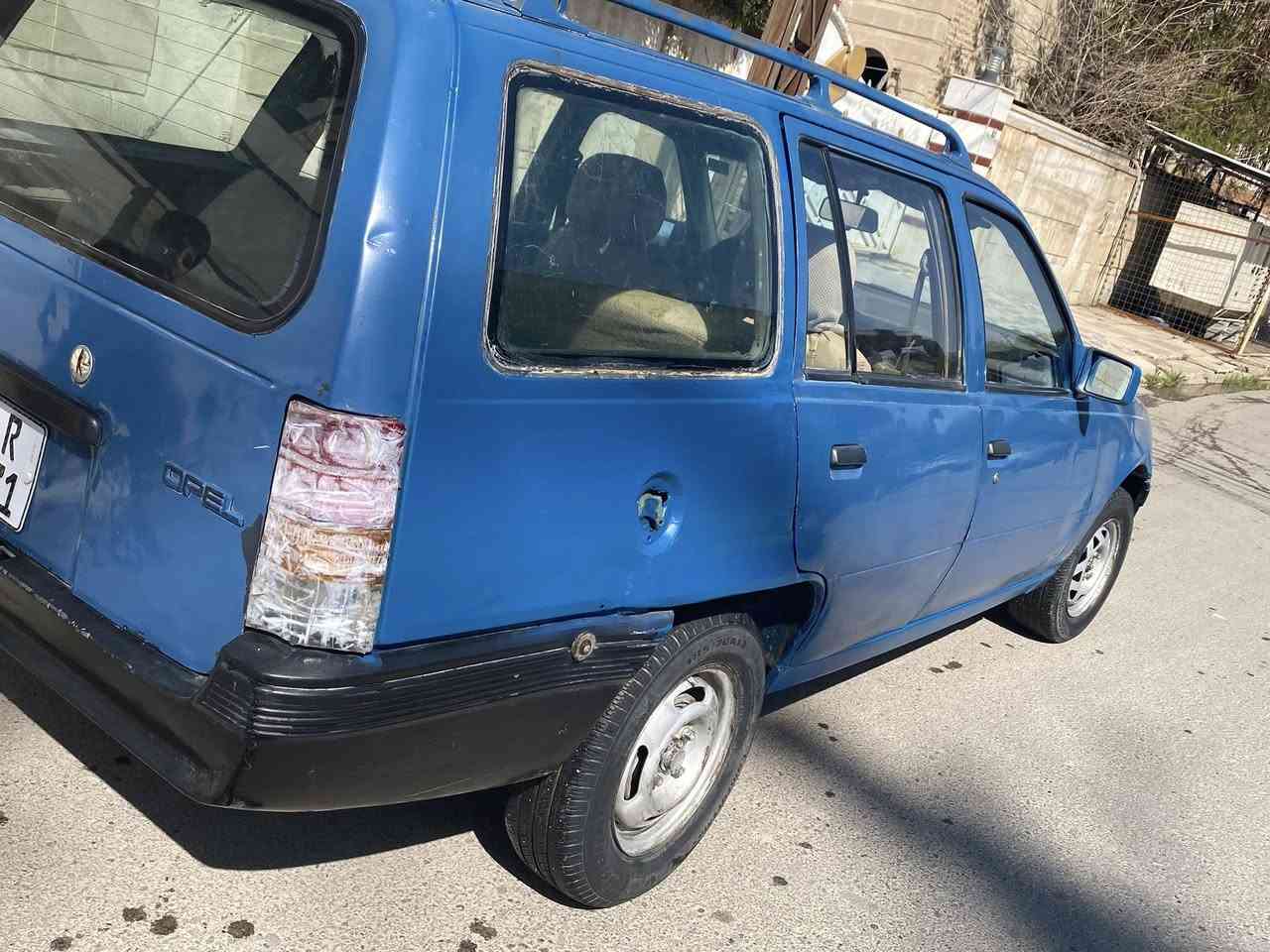 كاديت للبيع كير محرك شرط سيارة باسمي رقم إنكليزي لسعر 16 قفل رقم الموبايل ***********
***********
