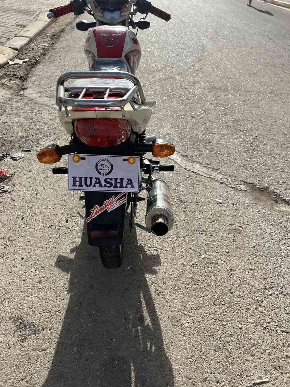 يالله هيوش للبيع موديل 2017 كامل من كلشي نقص برغي مابيه كلهه شغاله كهربائيه شغله درجه بعد نضيفه السعره ٦٥٠ اورق فقط منفيس بدون كمرك العنوان الرمادي التاميم ***********
