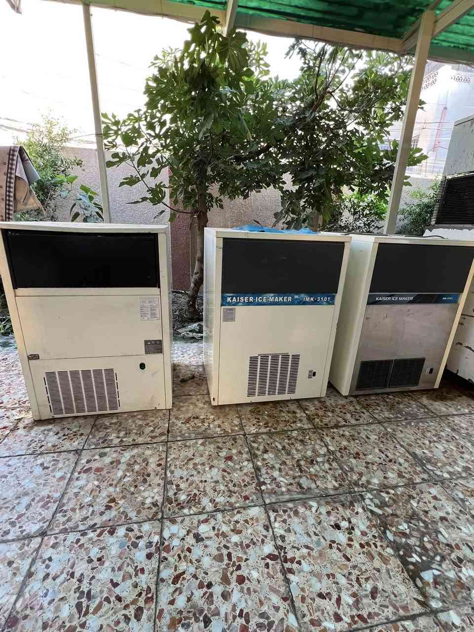 وصول مكاين ثلج بلوري صناعة كوري انتاج 100كيلو في اليوم الواحد اخو الجديد كلش نظيفات وبشرط الفحص مكاني بغداد الاستفسار ***********
