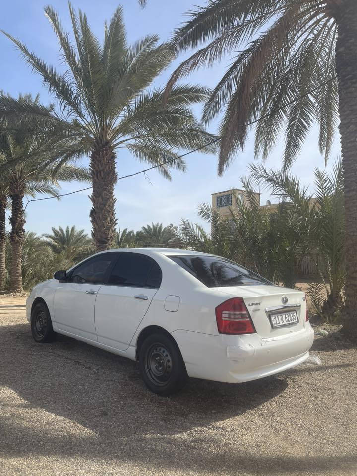 السلام عليكم للبيع ليفان 620 2011 محرك بلاد لا تنقيص ولا تبخير ولا جطلات سياره كله بلاديه كير عادي سياره كفاله من خياس او تعمير او ضربه رقم جديد هزه جديده حداديه توني مكمله سياره ماعايزه ولو برغي السعر 60 وبيه مجال الاستفسار ***********
