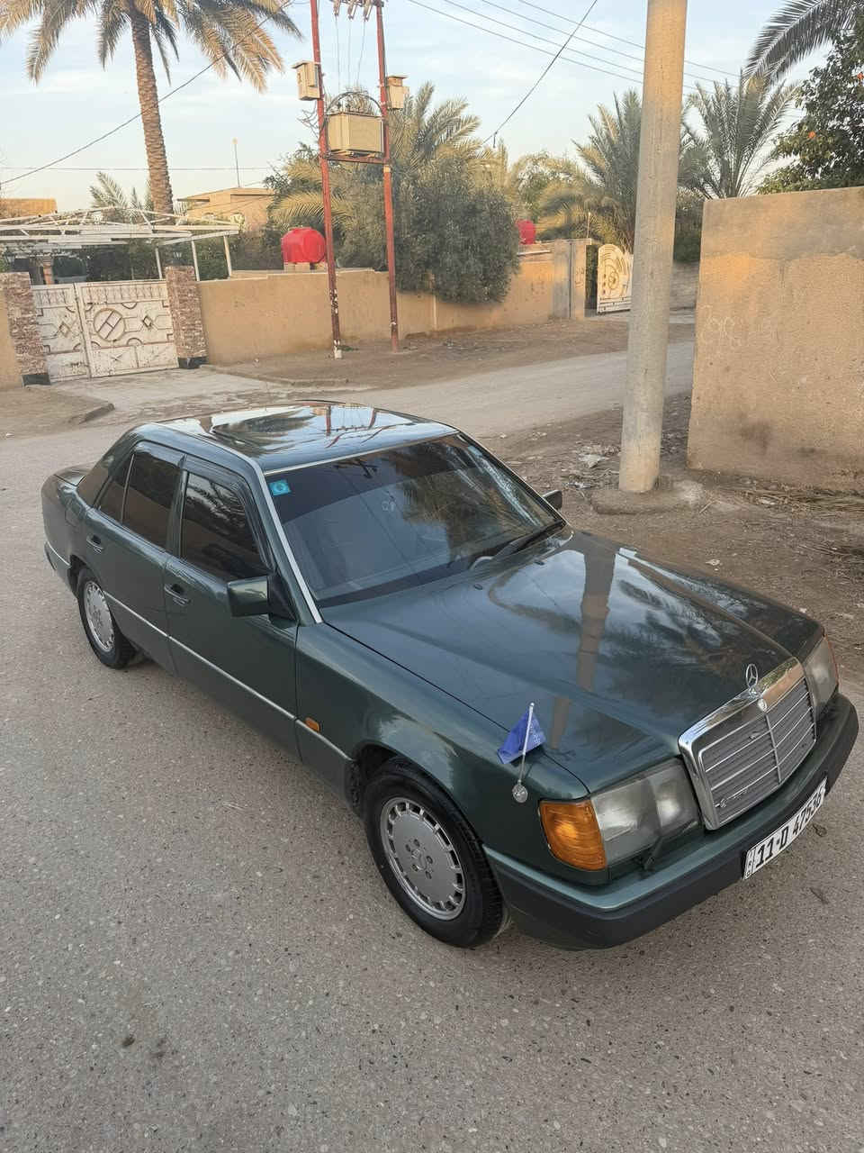 مارسدس 1991 دب مكينه كير صدر قواعد كله مكفول شرط ميكانيك كله شغال 
السياره مال جناي احله من الصور 

سنويه باسمي رقم بغداد هزه جديده 

مكان السياره ديالى تقاطع القدس 

السعر 65 

***********
