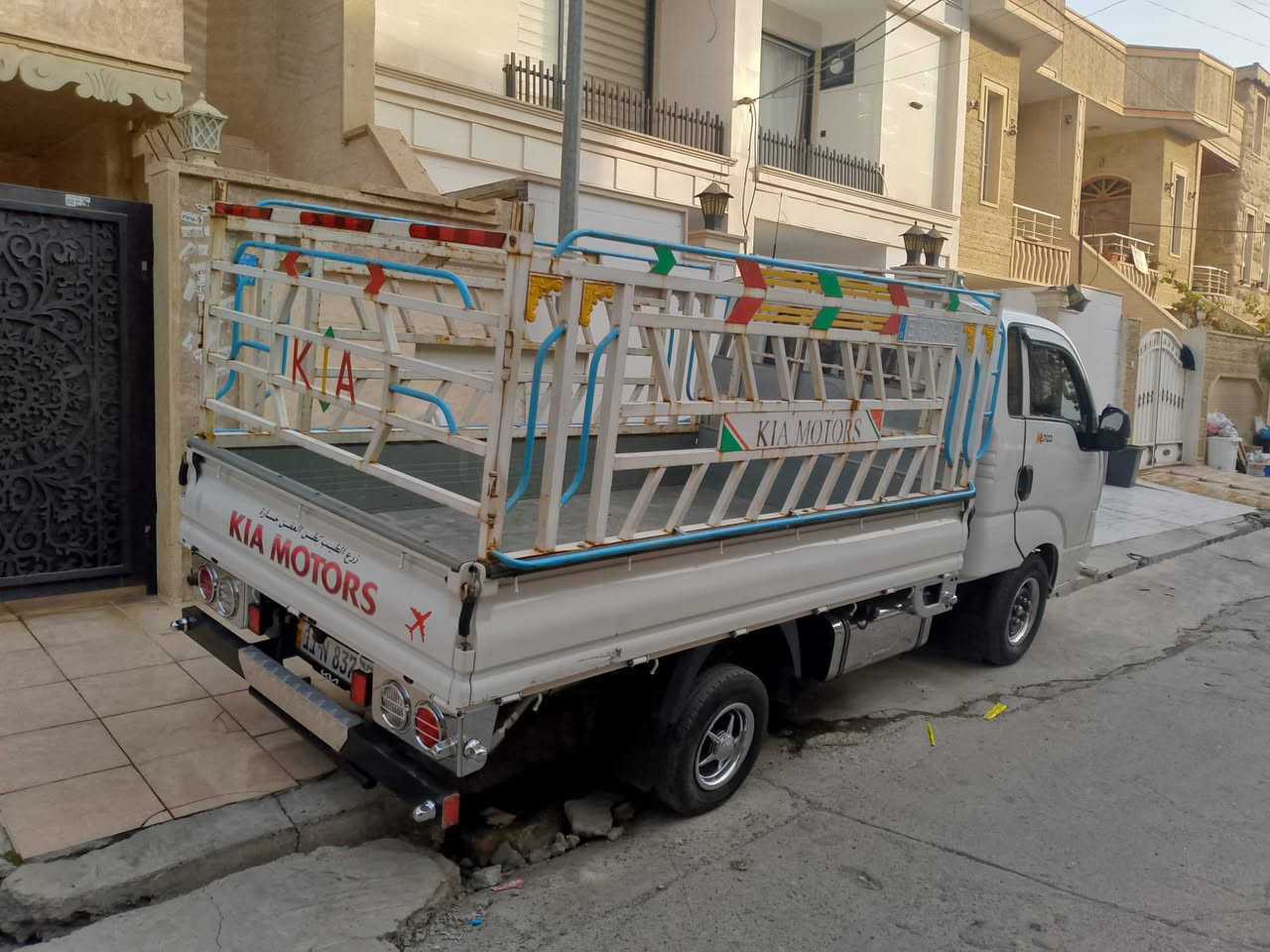 موديل 2020
فول 
كفالة عامة بدون صبغ تبريد السيارة تحكم استيرن كاميرا حساس محجل جادر جلد فول السيارة جاهزة ماشية 120 كيلوا متر السعر 136
***********
