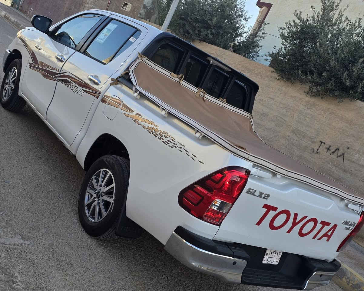 السلام عليكم رمضان كريم
تيوتا بيكم سعودي عبد اللطيف ناصي موديل 2026
سياره زيرو  بدون لوحات كير عادي 
سعر سياره 330$
مكان سياره فلوجه 
رقم ***********
