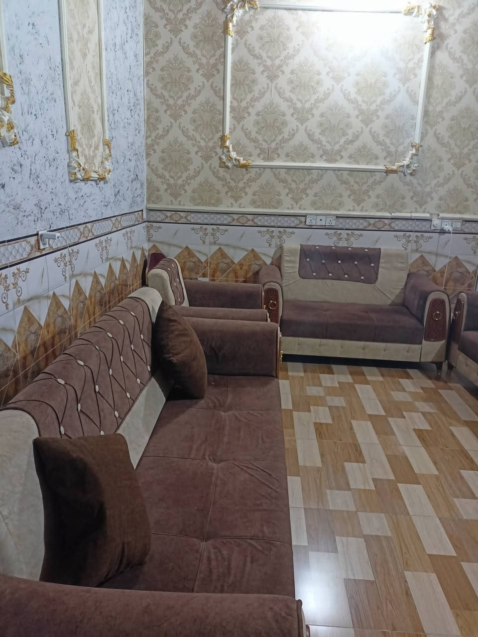 السلام عليكم..تخم 10 مقاعد مابي اي ضرر ب250 ..حولي تحرير🤍


**إذا كنت صاحب هذا الإعلان وتريد حذفه لأي سبب، رجاءا أرسل رسالة إلى الدعم الفني**