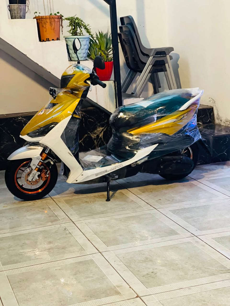 دراجة ماكس FS مودیل2024
محرک فراشە150
دراجة كهرباييات كامل شغال نكرة سلف كيجات كامل شغال
محرك شرط لاصرف لا بخار اخرس ماتسمع صوطة
كفرات بيلادي بدون كسر
تايارات لوك بريكات بل مكان
دراجة جديد ناشاالله مابي اي نقص
سعر425
رقم موبایل***********
عنوان کرکوک شورجە یم مطعم حمة ناصر السليمانية, العراق
