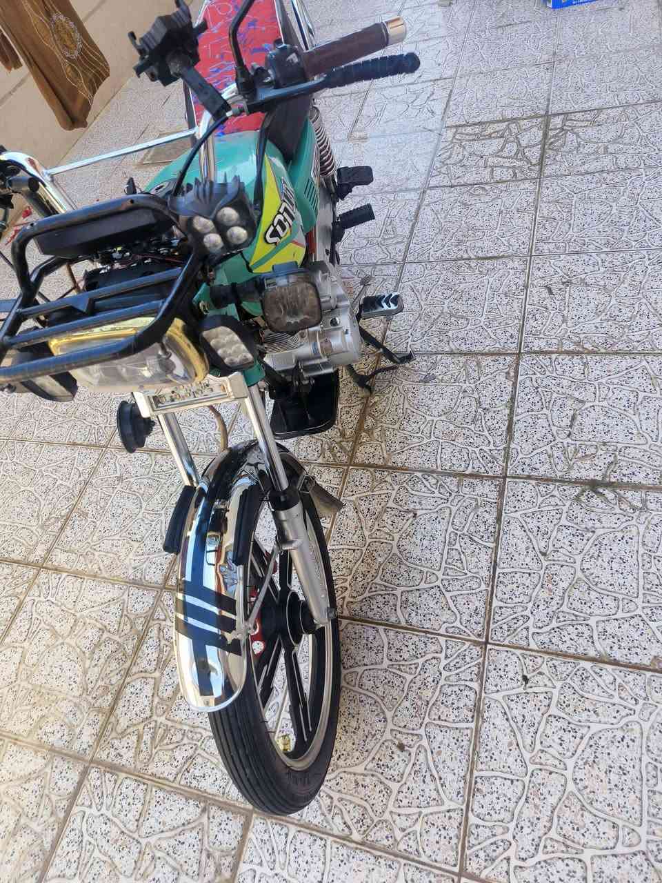 السلام عليكم للمراوس بسيفان ضاغطة وزنجيل
سيفان 2023 دراجة جديدة ونظيفة بدون اي عيب ولا نقص دبلات شغاله كهربائيات سلف كامل تايرات جدد مرازس مع سيفان ضاغطة وزنجيل والفرق نتفق عليه شعندك تعال خاص مكاني تكريت


**إذا كنت صاحب هذا الإعلان وتريد حذفه لأي سبب، رجاءا أرسل رسالة إلى الدعم الفني**