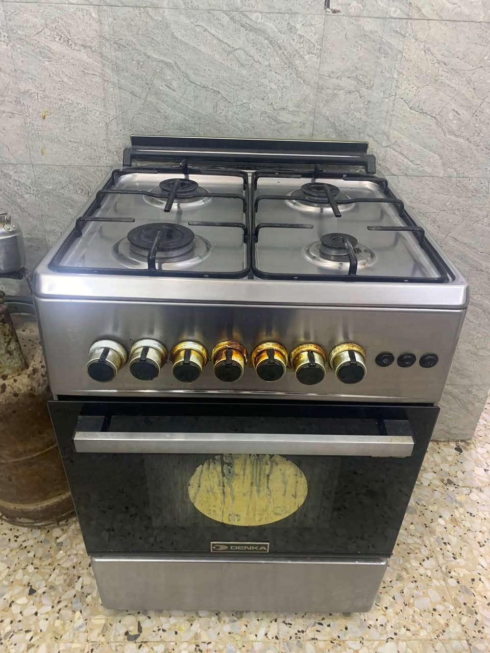 طباخ مستعمل للبيع مكاني حله سعر150


**إذا كنت صاحب هذا الإعلان وتريد حذفه لأي سبب، رجاءا أرسل رسالة إلى الدعم الفني**