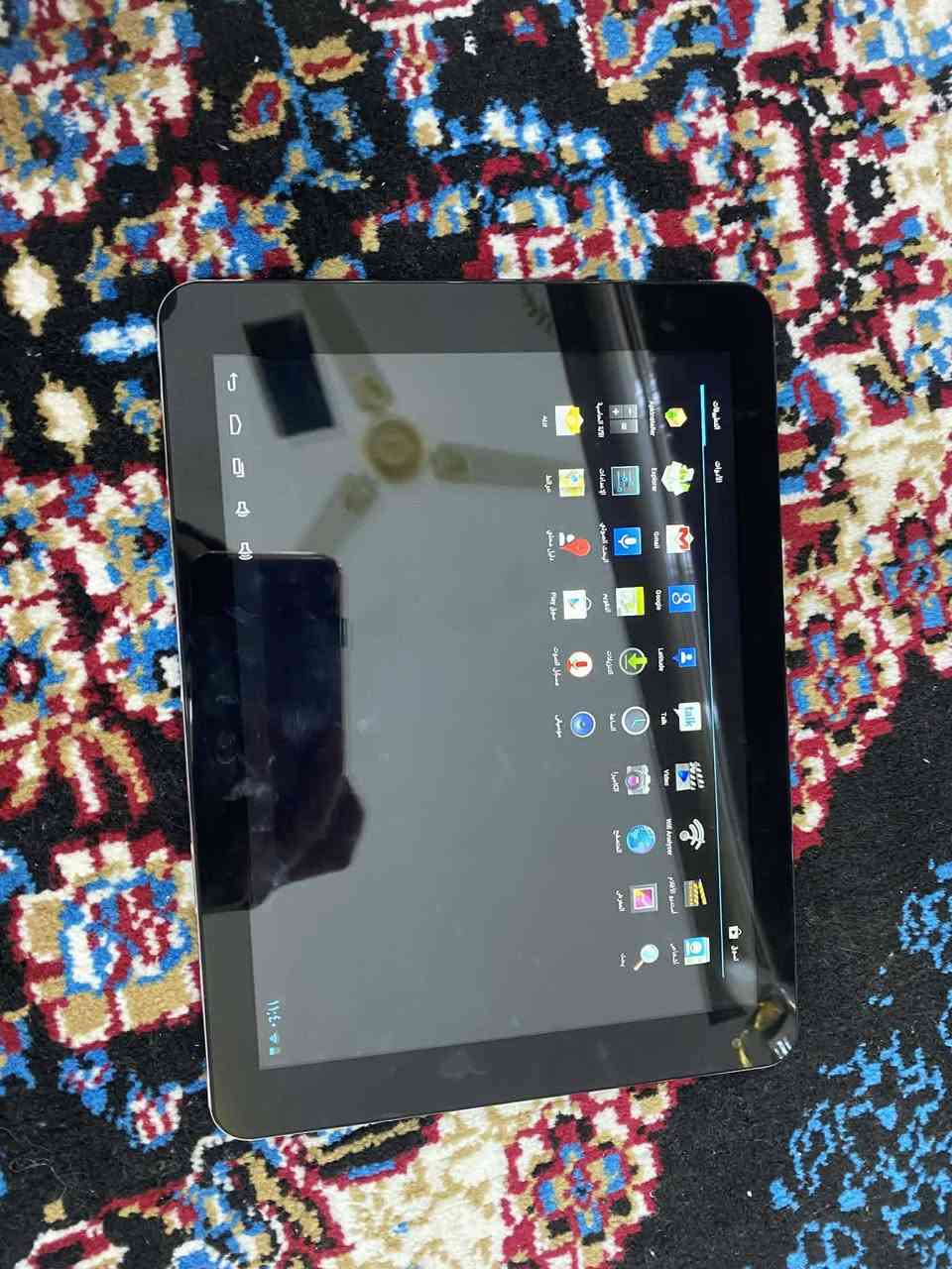 ايباد عدد اثنين واحد ايفون بي مشكله بسيطه 
والثاني ايباد جديد ويا كارتونه مال امازون 
السعر 60 الف مكاني بعقوبه الرحمه 
***********
