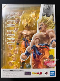 🐉🔥 مجسم Goku Super Saiyan من Dragon Ball Z 🔥🐉  لعشاق دراغون بول، وصل م...
