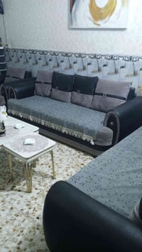 ١٠مقاعد • نظيف • بيع مستعجل