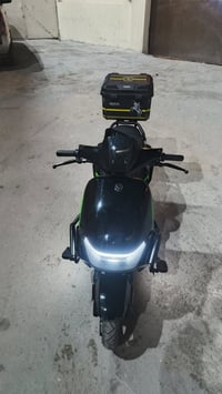 دراجة شحن 4 كير   (الدراجه برغي ما مبدل بيه دراجه كلشي بيه بلادي شركه)...