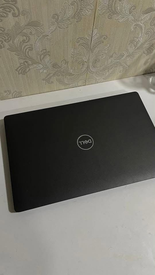 Dell 5500 i5 8th-8-256 15.6
استخدام جدا قليل مشحون 10 مرات 

وياها ماوس وجنطة

السعر 300

مكاني كربلاء

***********
