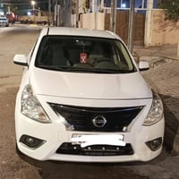 سيارة نيسان سني هندي موديل 2022 رقم اربيل السياره كفالة بس رصعه زغيره ...