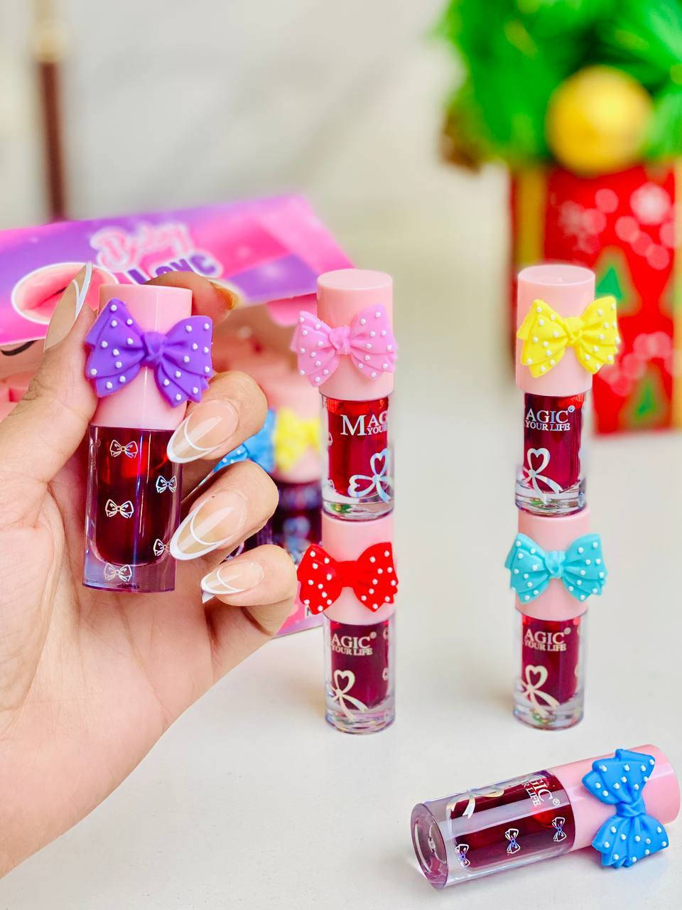 تنت فيونكة 💗 
للشفه والخدود🥺🎀
سعره هوايه مناسب بالنسبة لغيره🎀
قوامه خفيف 🤩
ما يطكع ولا يتكتل وسهل بالدمج 
ثابت جدا 🎀🐱
ما يقشر ولا يبس الشفة 🎀🎀


**إذا كنت صاحب هذا الإعلان وتريد حذفه لأي سبب، رجاءا أرسل رسالة إلى الدعم الفني**