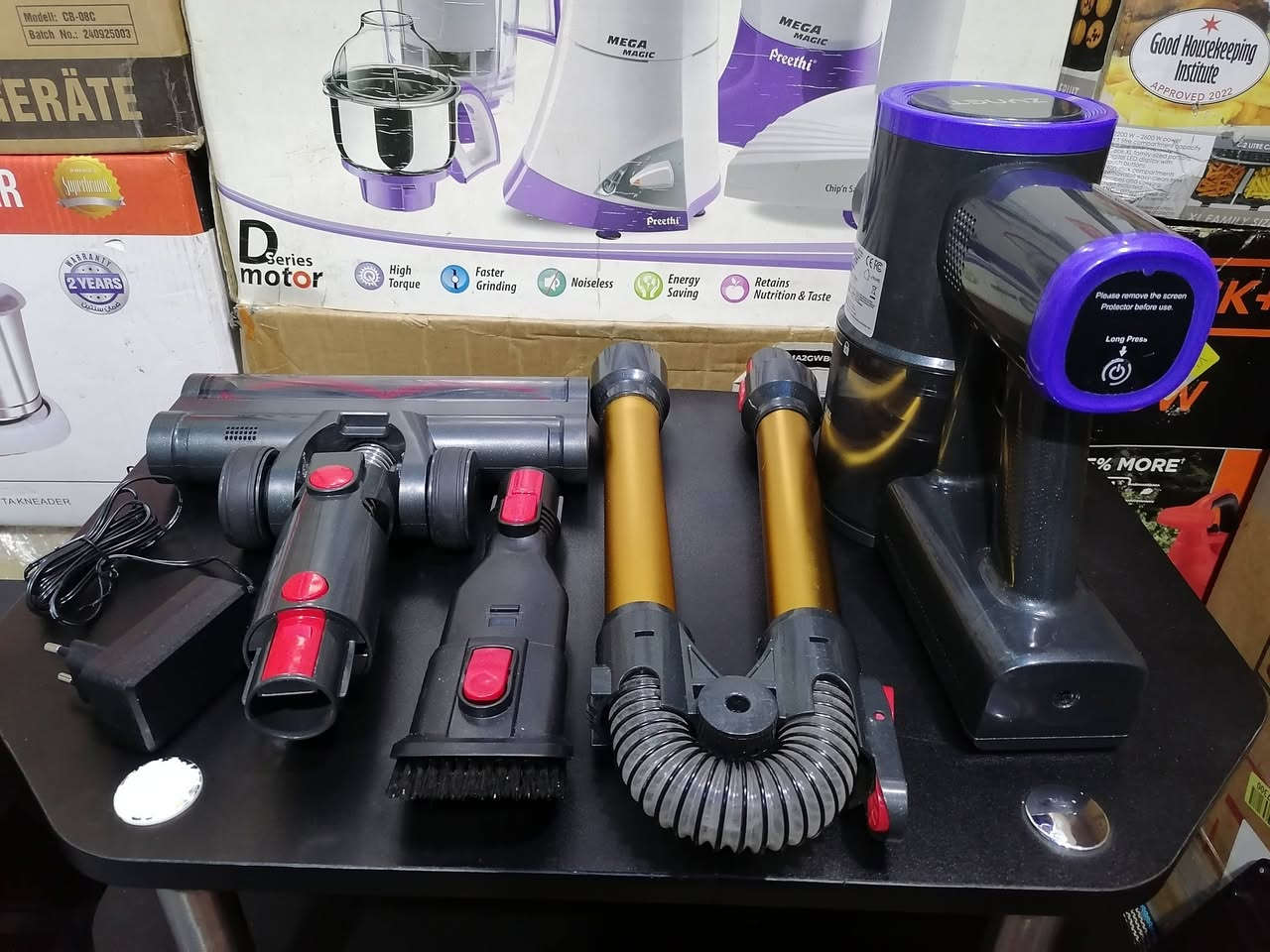 مكنسة كهربائية لاسلكية S9، بقوة شفط 45000 باسكال وقدرة 500 واط، تعمل لمدة 45 دقيقة، مكنسة عصا بتصميم مرن، شحن جداري، مؤشر LED أخضر، مكنسة خفيفة الوزن مناسبة للأرضيات الخشبية والسجاد والسيارات مستخدمه قليل جدآ


**إذا كنت صاحب هذا الإعلان وتريد حذفه لأي سبب، رجاءا أرسل رسالة إلى الدعم الفني**