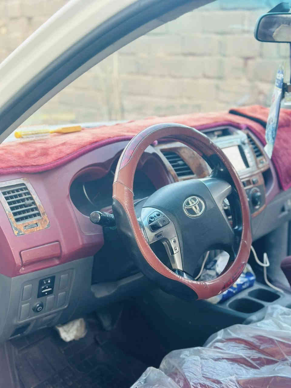 السلام عليكم مـטּ رخصه لادمن سياره فلاونزه 2014 كير اوتماتيك بيها ضربه بلجاملغ الخلفي ومصلحه مكينه بيها بدياه تنقيص
السعر 190 وبيها مجال بسيط حق الجيه العنوان البصره الدير
***********
***********
