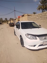 لانتره 11مكينه 2000بسمي سنويه نهايته 2026السياره جاهزه بدون نقص سوناره...