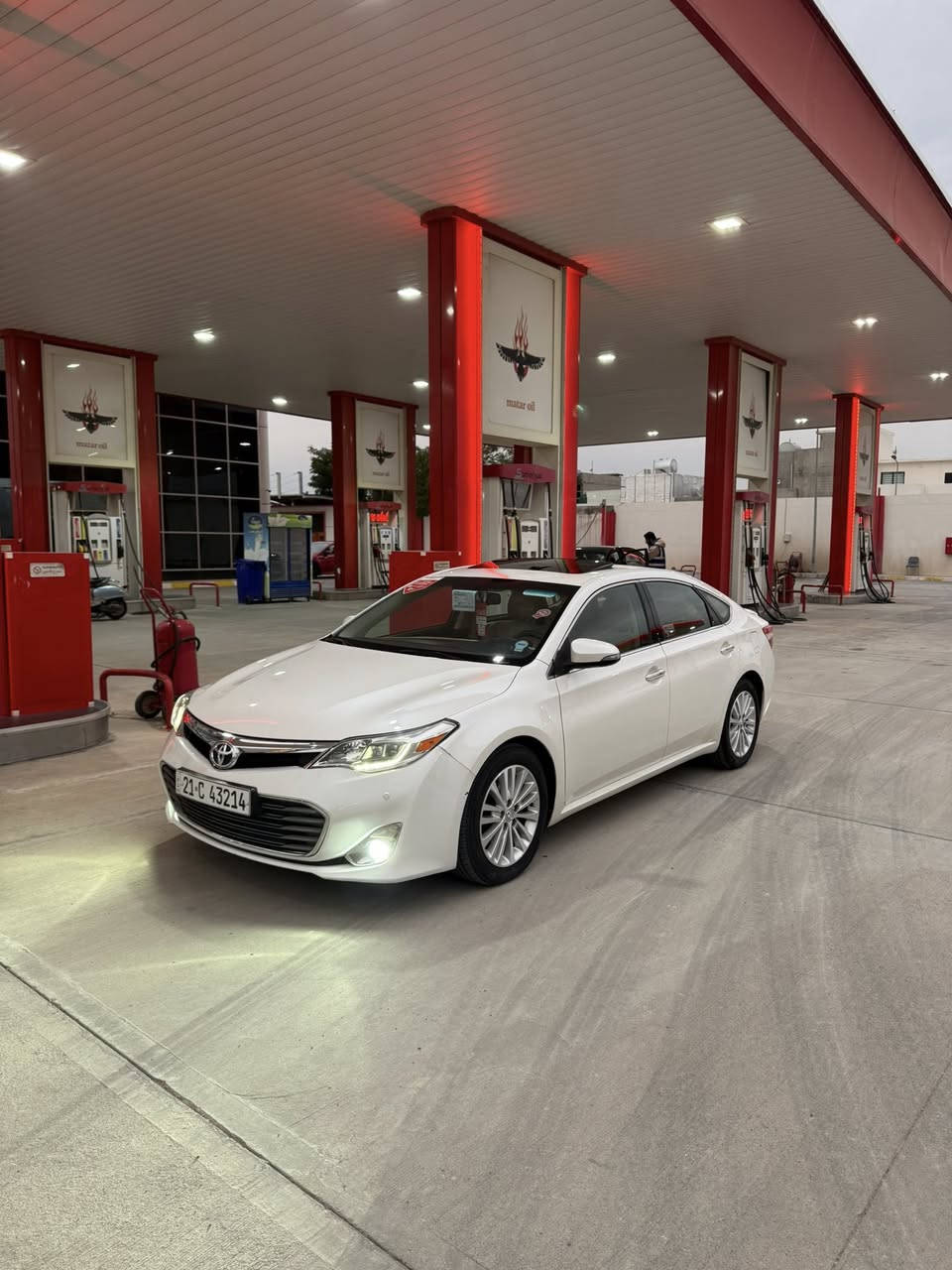 تويوتا أفالون 2013للمت  خليجي
فل مواصفات: فتحة سقف، بصمة، 6 سلندر
مقاعد جلد تبريد وتسخين، لايت ، زينون
الكير والمكينة مامفتوح شرط،  وبدون عيب
لا يوجد صوت دجيتال
ماشية فقط 106 ألف كم حقيقي

سعر208ورقه بي مجال قليل 

السيارة نظيفة جداً وجميلة
المقاعد اماميات جلد بلادي
بدون صبغ، بدون ضرر بيه مكانين بارد PDRولباقي سياره كفاله عامه حته من رصعه 

                                              

الموقع:كركوك 

أرقام المالك:
***********
