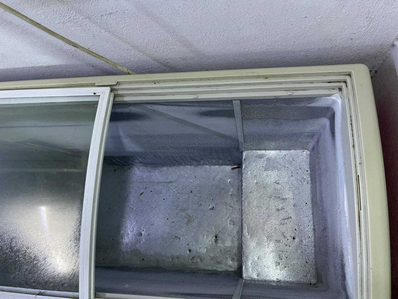 سلام عليكم مجمدات ثنين لبيع سعرهن 550رف مواد غذائيه سعر 60واتساب واتصال ***********
