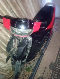 دراجه فراشه شغاله مابيه شي بس عاوزه كفراتها تعبانه ب 250 وبيه مجال 077...