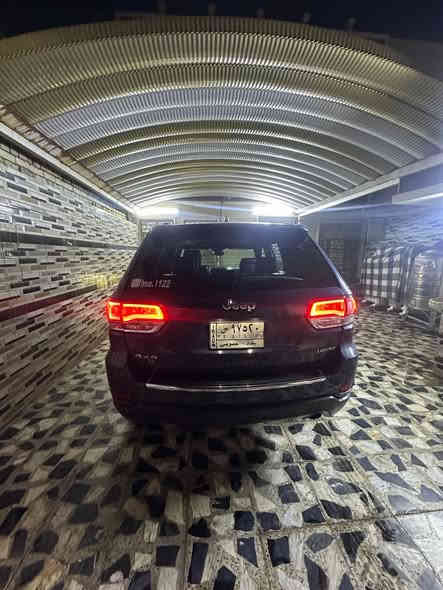 جيب 2020لمتدد فول مواصفات  حادث جاملغ او بنيد او صار بيها حزام جمالية او اثر شخوط بصيطة 
1 فتحة سقف
2 صندوق كهرباء
3 لايت زنون 
4 تشغيل عن بعد 
5 رادار خلفي 
6 رادار جانبي(نقط عمياء)
7 كشنات تدفئة 
8 كشنات كهرباء 
9 كشنات خزن ميموري 
10 تبريد ثلج ❄️ 
سيارة خير من الله او بلعافية على الياهذها 
السعر 190 اوبيها مجال***********
