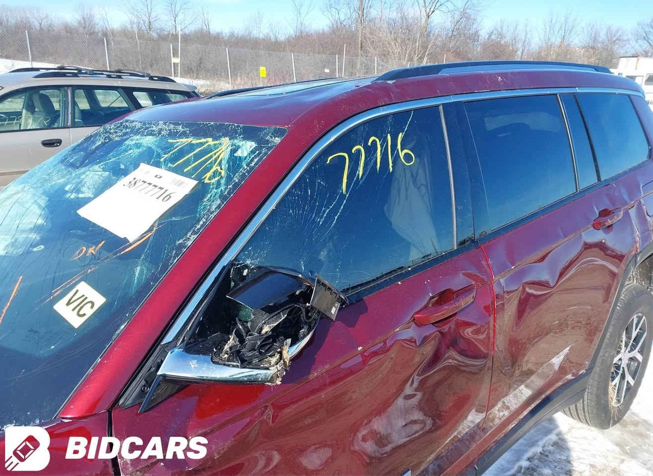 السلام عليكم

جيب كراند شيروكي 2023 فئة لمتد بلص ٧ راكب

حادثها صفحتين وبنيد بدون اي ضربة قوية او دواخل او شاصي او لغد 

السيارة اذا اعدد مواصفاتها ينرادلي كلش هواية وقت بس كلشي بيها 

سعرها ٢٥٥$ ورقة 

مكان بغداد / العامرية

بيع او مراوس حسب القناعة 

سيارة على ايدي اني مرقمها واستعمال ايد وحدة صفر مسج ولا كلوب بلدشبول مشتغل 

البنيد واللايتات مغلفات ppf 

عليها تضليل الكتروني بلريمونت يفتح ويسد 

الكامرات ذكاء اصطناعي تطلع الاجسام القريبة

 السيارة محدثة ومعربة شرق اوسط وخرائط بلساعات كدام السايق

*********** بغداد, العراق
