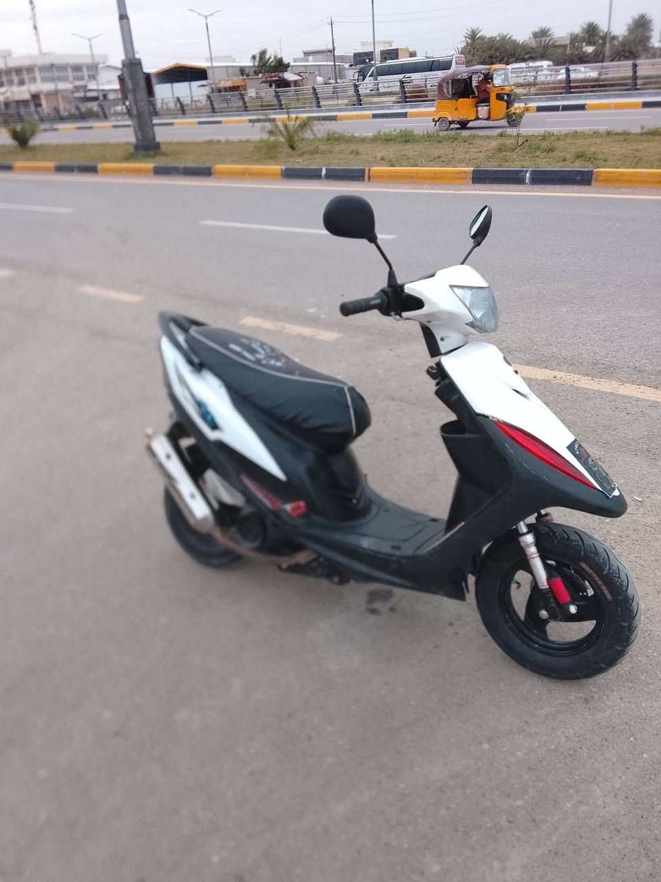 سلام عليكم دراجه ماكس عدله البيع محرك ناعم صوته شغاله سلف هندر صلنصه رياضي كلجات  رياضي دبلت رياضي بوشه 49 مكاني بعقوبة التحرير سعر  375//***********
