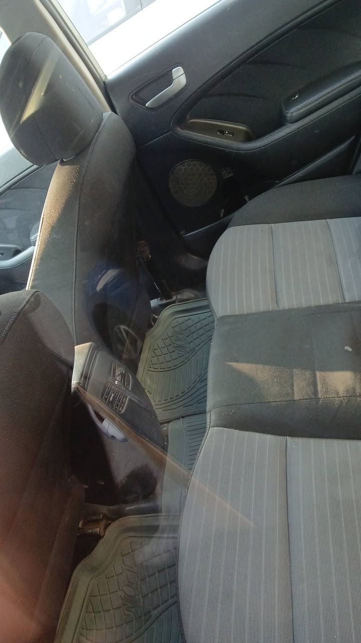 سلام عليكم فورتي موديل ٢٠١٥ سيارة ليبل واحد كشنات تدفئة قطعتين تبريد مكينة الف وثمنمية ***********
