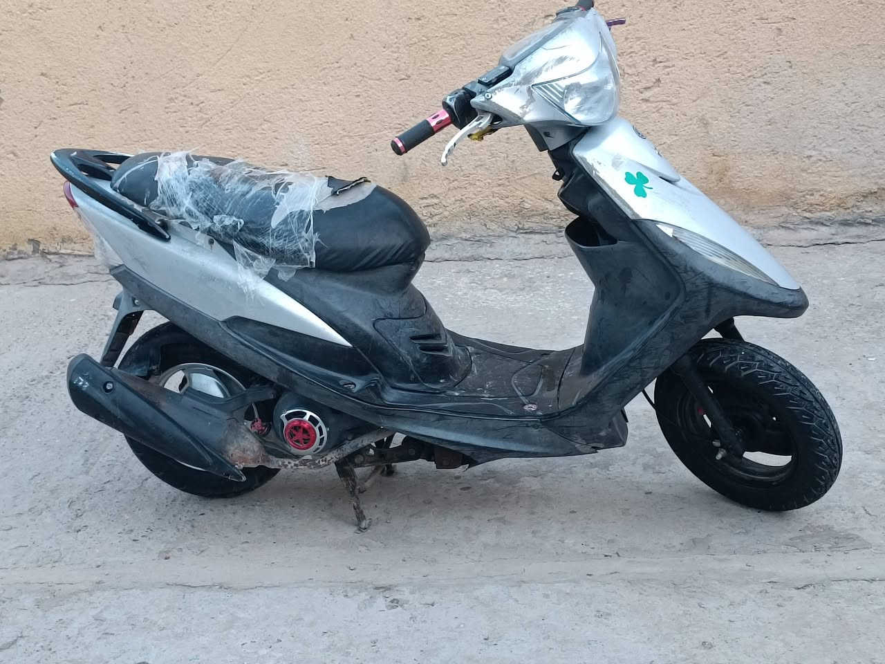 ماكس عدله بلاديه بوشه 49 ختم واحد نضافه شوفت عينكم سعره 675 وبيه مجال حك جيه


**إذا كنت صاحب هذا الإعلان وتريد حذفه لأي سبب، رجاءا أرسل رسالة إلى الدعم الفني**