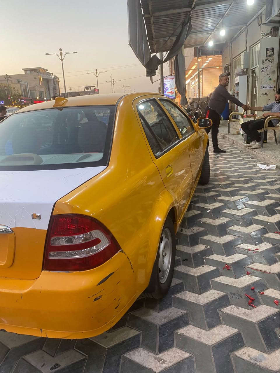 للبيع CK موديل 2013 رقم بغداد محرك وكير خير من الله تبريد صدر تخم تاير باتري جديد سيارة بااسمي تحويل ثاني يوم  رقم الهاتف *********** السعر $ 29 بغداد, العراق
