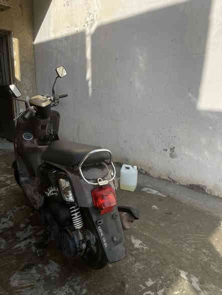 سلام عليكم

دراجة بوليس لبيع بلاديه وكفالة عامه مابيها اي نقص قبل 3ايام نازله من رامبه مكينه متسمع صوتها  داخل بيتنجاني عنوان بغداد ***********
