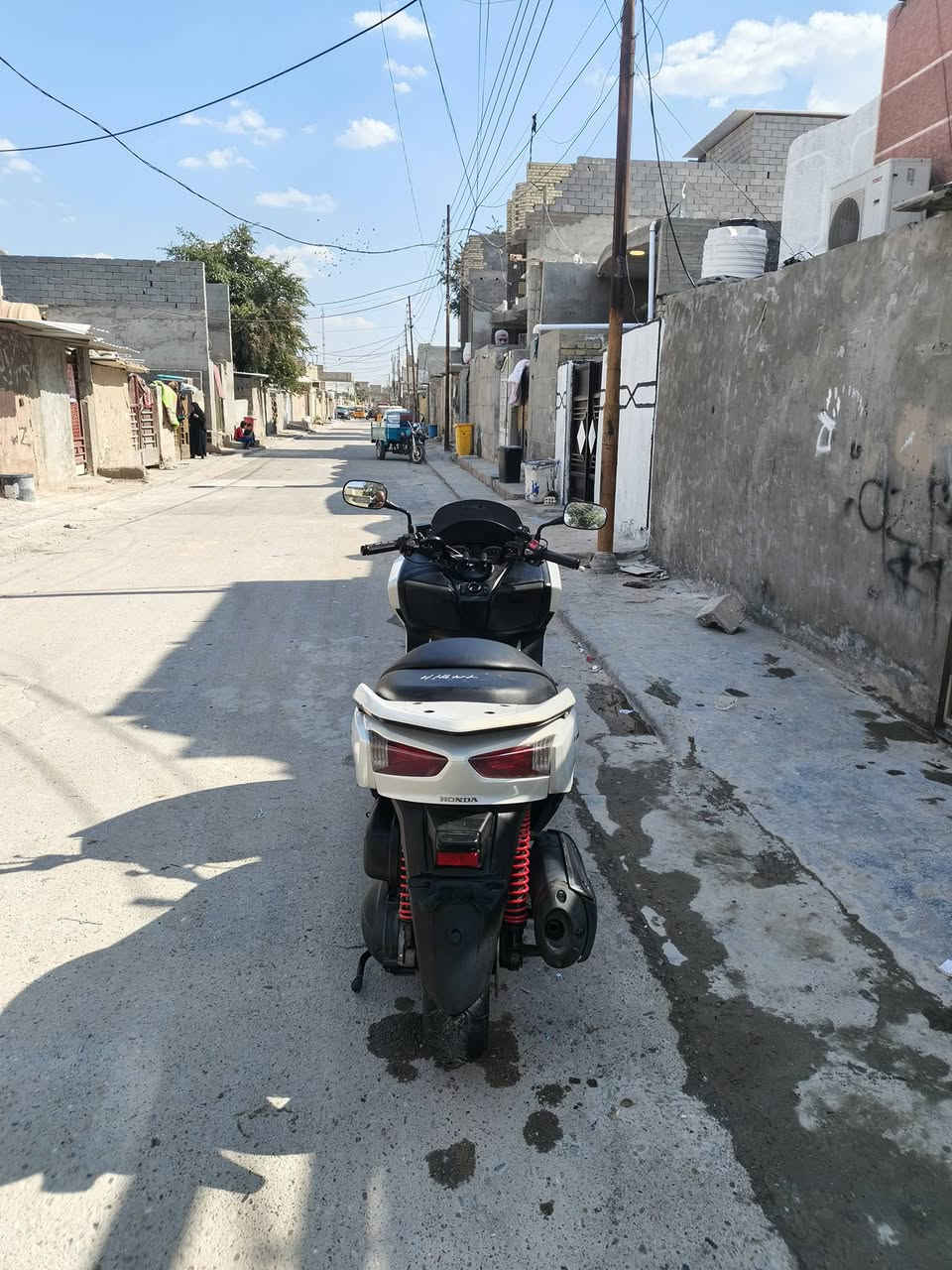 0/12 ياباني ابحالة لوكالة مال رمبه دراجة جديده كفالة  عامه ماشية ٣٠ ألف  أوراق المزاد + كتلوك + وصل المعرض   للبيع السعر    16$ونص   وبيه مجال قليل مكاني شعب   ***********
