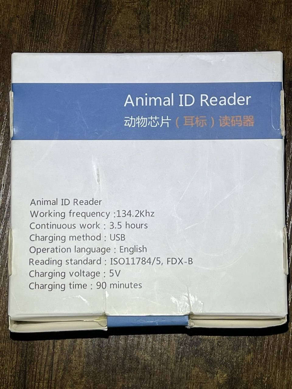 هذا الجهاز هو قارئ ✨Animal ID Reader ✨المخصص للتعرف على الحيوانات عبر الرقاقات الإلكترونية أو علامات الأذن، كما هو موضح على العلبة.

يوجد توصيل لجميع محافظات العراق 
التواصل معنا (ماسنجر ، واتساب ) 
الرقم ***********
