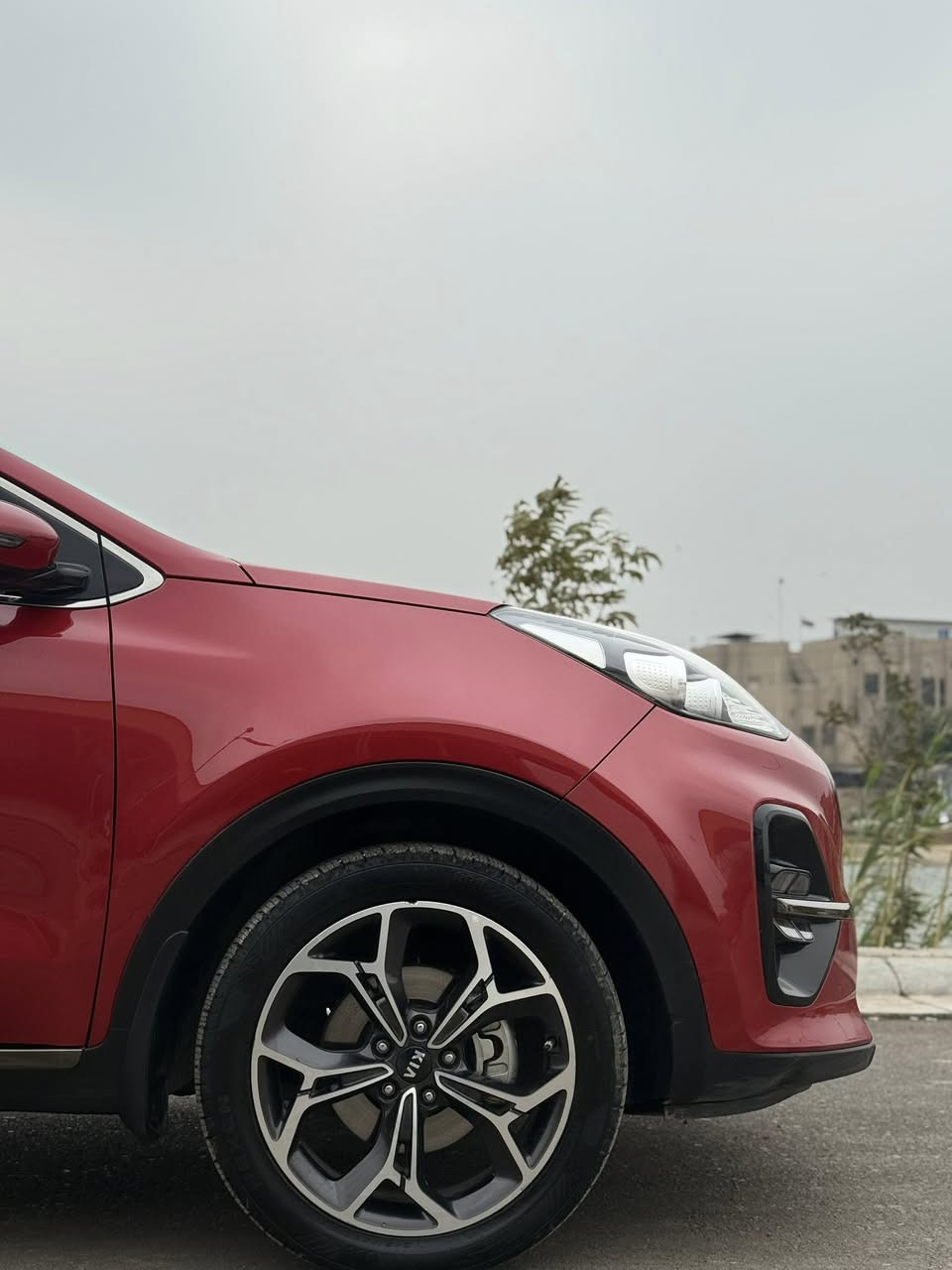 سلام عليكم اتصال فقط!
سبورتج جيتي لاين اعلئ فئه 2020خليجي
سيارة جديدة جدا كفاله عامة من كلشي عدا بارد بسيط.موضح بل سونار كدامك 
 فول مواصفات   
ماشيه ٧٠ الف كيلو 

المواصفات :

محرك الفين دوش 
بصمه + تشغيل عن بعد 
بنوراما 
هاندر بريك بصمه + اوتو هولد + مانع نزلاق + مانع نحدار + مود درايف 
صندوك كهرباء + ذكي 
شاشه نفكيشن + كامره داورة
تبريد بيانو + مناخي 
كراسي جلد + كراسي كهرباء 
شاحن واير ليس للهاتف نقال 
بكلايت لد + لد نهاري زينون + بروجكتر زينون 
8 ايرباك 
دركة حرف D
حساس امامي + حساس خلفي + حساس مطر + حساس لايت 
تبريد قطعتين 
ويل كب كبير
نيكلات دوس كروم 
رقم بغداد الدولي جديد بسمي 
تحويل ثاني يوم 
السعر (205) وبيه مجال 
مكان السياره بغداد
الشراي يتصل غير متواجد الفيس  
        ***********
