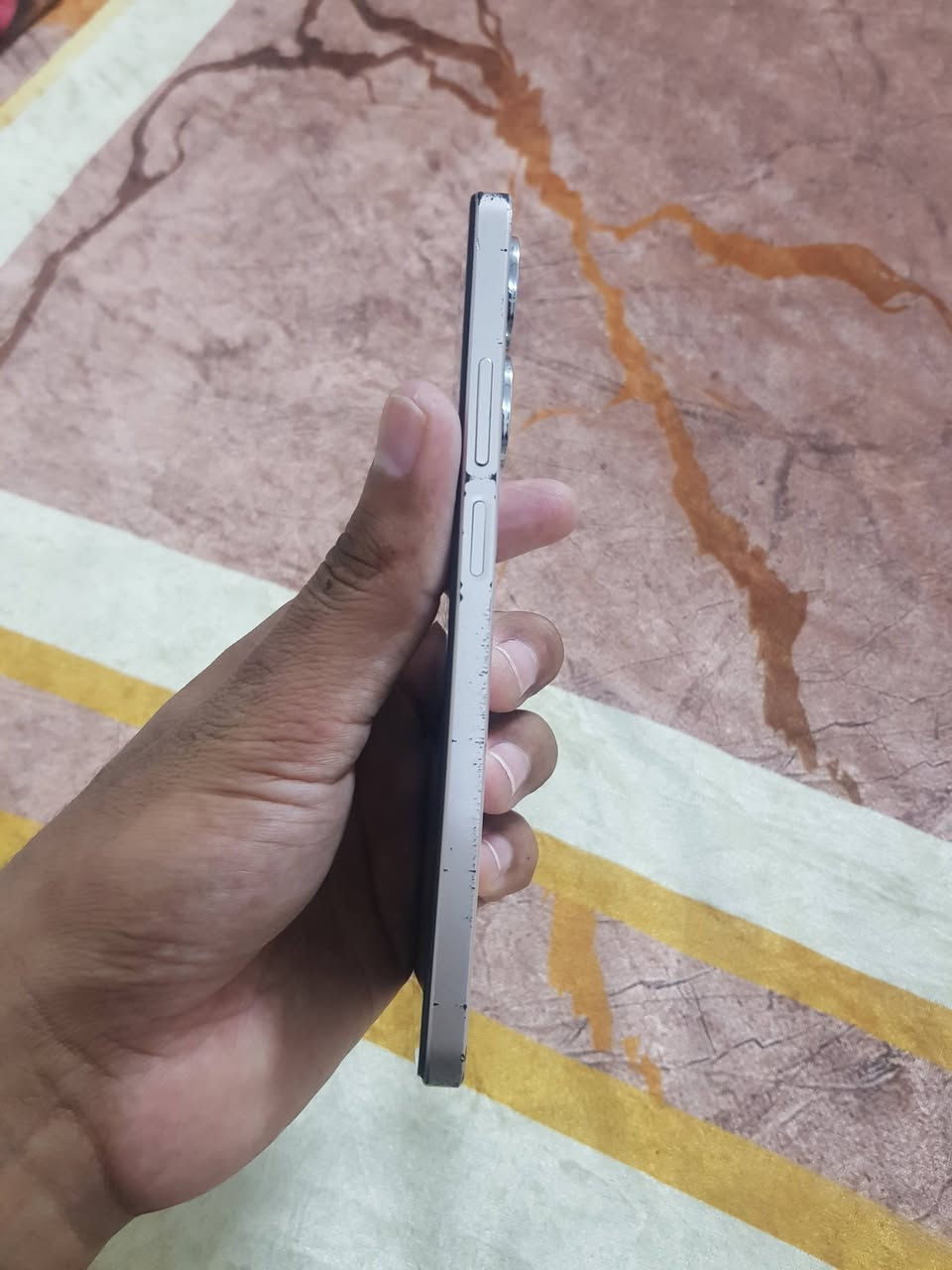 السلام وعليكوم البيع فقط ريلمي سي55ذاكره 256رام 8زايد16ببجي 60فريم بطاريه 5000بل شحن فول كاميرات دمعه الشاشه اصليه شرط مامبدله باقي شرط السعر 95قفلو قفلو قفلومكاني ايمن


**إذا كنت صاحب هذا الإعلان وتريد حذفه لأي سبب، رجاءا أرسل رسالة إلى الدعم الفني**