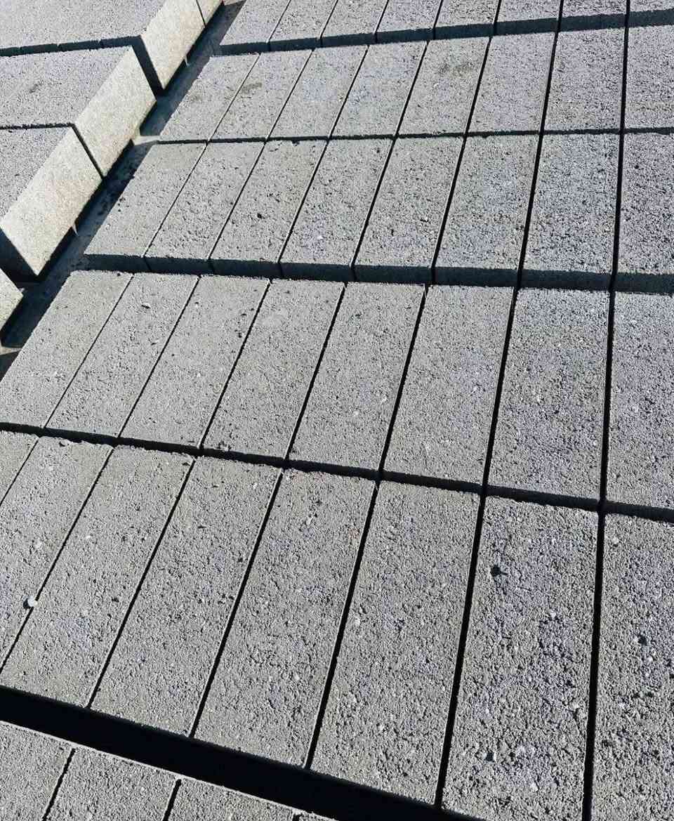 بلوك مصمد درجة اولى قالب جديد  ك شرط الصلابه والعداله واصل بالكرين 425 واصل لتكريت  
الاتصال  ‭0781 365 8441‬
