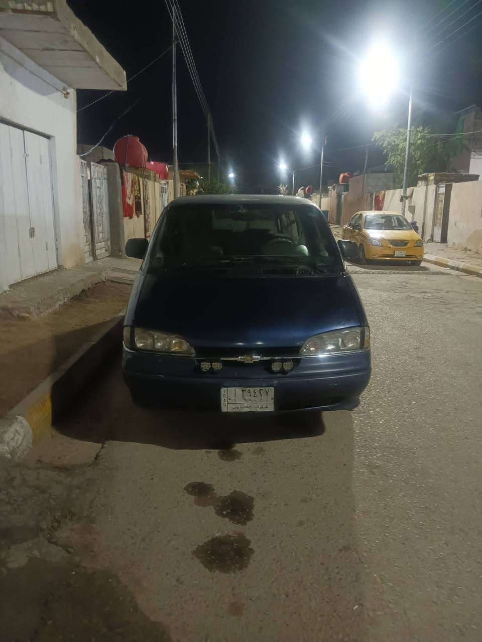 سلام عليكم شوفراليت الموديل 94 سياره حلوه ونظيفه جاهزه مكينه وكير وحداده كهربائيات كله جهازه السنويه جديد بسمنه مشروع وطني العنوان ميسان العماره ‏‪***********‬‏
