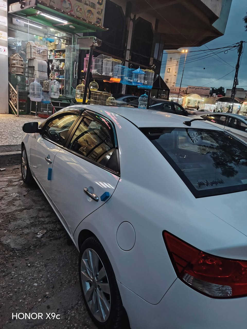 كيا سيراتو 2013فول مكفوله كفاله عامه بصمه فتحه تحكم مري ماعايزه برغي رقم دولي  السعر 119$بيه اتصل على رقم *********** نجف
