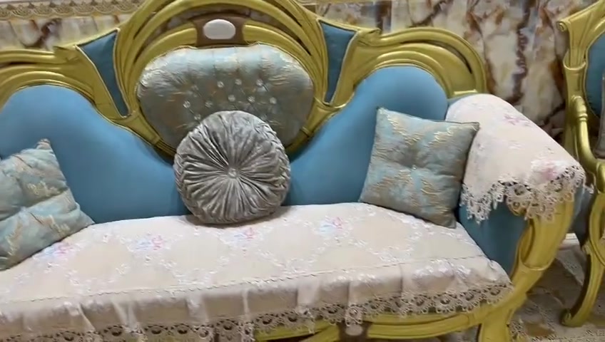 تخم تركي ملكي عشر مقاعد  ثكيل وجديد سعره 500


**إذا كنت صاحب هذا الإعلان وتريد حذفه لأي سبب، رجاءا أرسل رسالة إلى الدعم الفني**