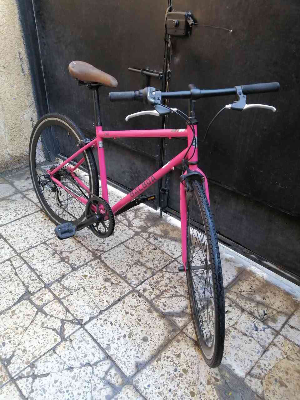 سلام عليكم
سي 700 مال حاوية حجم 28 قطعه تخبل كله بلادي مكاني بغداد حي الجهاد 
*********** واتساب
