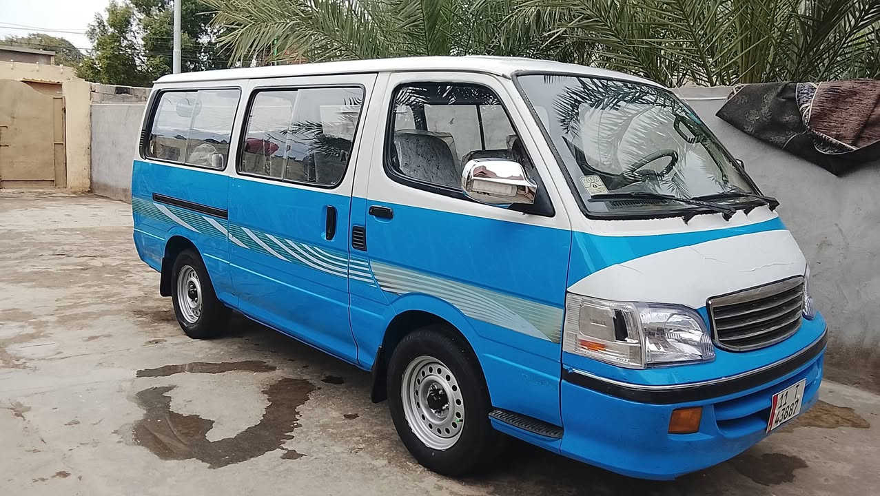 السلام عليكم جنبي للبيع 2015 سياره مكفوله كفاله عامه ميكانيك كفاله تخم تاير جديد دوشمه جديده مكان بغداد رقم ***********
