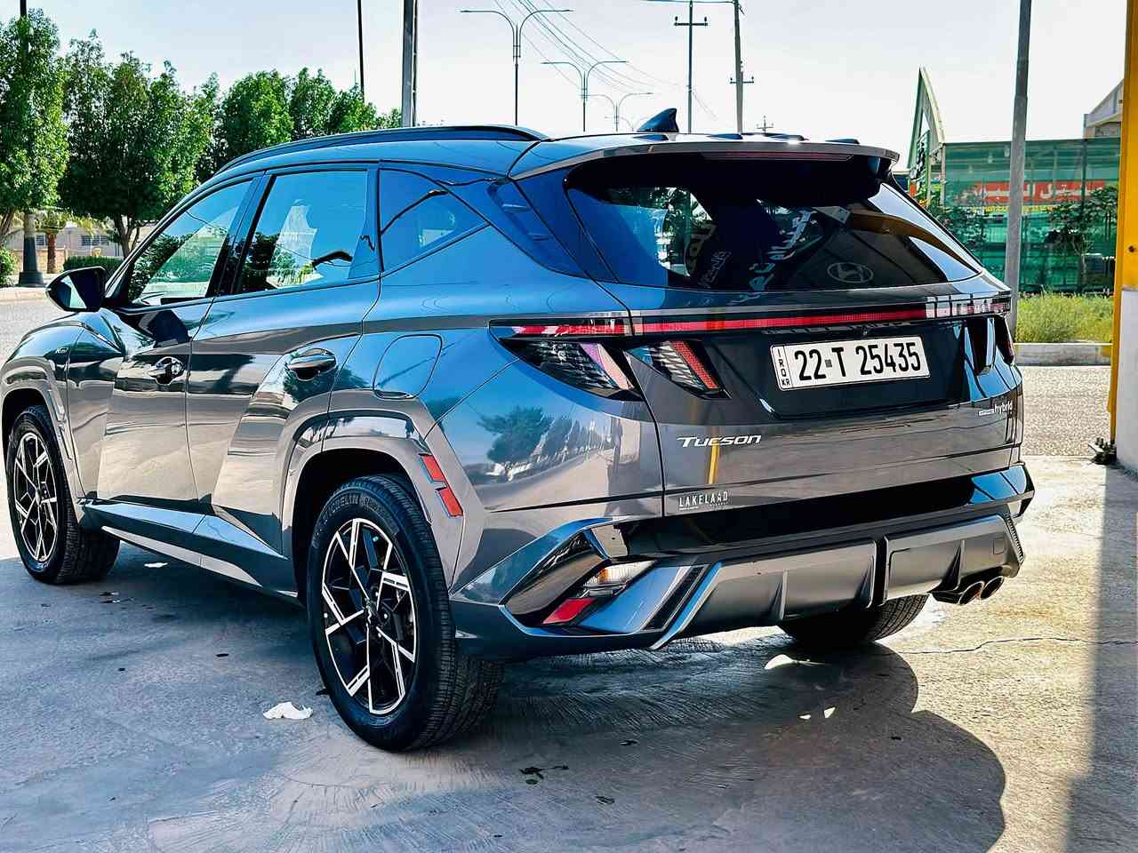 � للبيع | هيونداي توسان N Line Hybrid 2025 | وارد كندي | ممشى 25أميال فقط 🔥

🚗 هيونداي توسان N Line Hybrid موديل 2025

              وارد كندي 🇨🇦 

🎨 اللون: فيلي او متغير 

📅 تصنيع:  2025

📍 الممشى: 25  أميال فقط

الحادث : صبغ بنيد فقط بدون دواخل  ( ارباك استيرن ودشبول وراجع  سستم شركة لن ماتدخل الشمال اذا موراجع سستم ماتدخل  )

⚙️ المواصفات

✅ محرك 1.6 لتر تيربو GDI + هايبرد

✅ قوة تقارب 231 حصان

✅ جير أوتوماتيك 6 سرعات

✅ جنوط رياضية أصلية 19 إنش

✅ فئة N Line الرياضية

✅ تشغيل بصمة ودخول ذكي

✅ شاشة وسطية كبيرة

                                      Apple CarPlay و Android Auto ✅

✅ شاشة عدادات رقمية

✅ كاميرا خلفية

✅ سماعات بوس 

✅ مثبت سرعة ذكي (Radar)

✅ المحافظة على المسار

✅ التحذير من الاصطدام مع الفرملة التلقائية

✅ مراقبة النقطة العمياء

✅ مقاعد رياضية N Line

✅ مقود رياضي متعدد الوظائف مع Paddle Shifters

✅ شاحن لاسلكي

✅ إضاءة LED كاملة

✅ أوضاع قيادة متعددة

✅ مرقمه اربيل وجاهزه 

� السعر: 21500 دولار قابل للتفاوض.

📞 للاستفسار والمعاينة يرجى التواصل على الخاص أو الاتصال.      ***********
