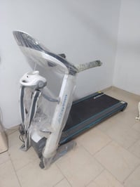 مكلف بالنشر جهاز جري بعده مامشتغل الوزن 150     السعر 700 الف   078287...