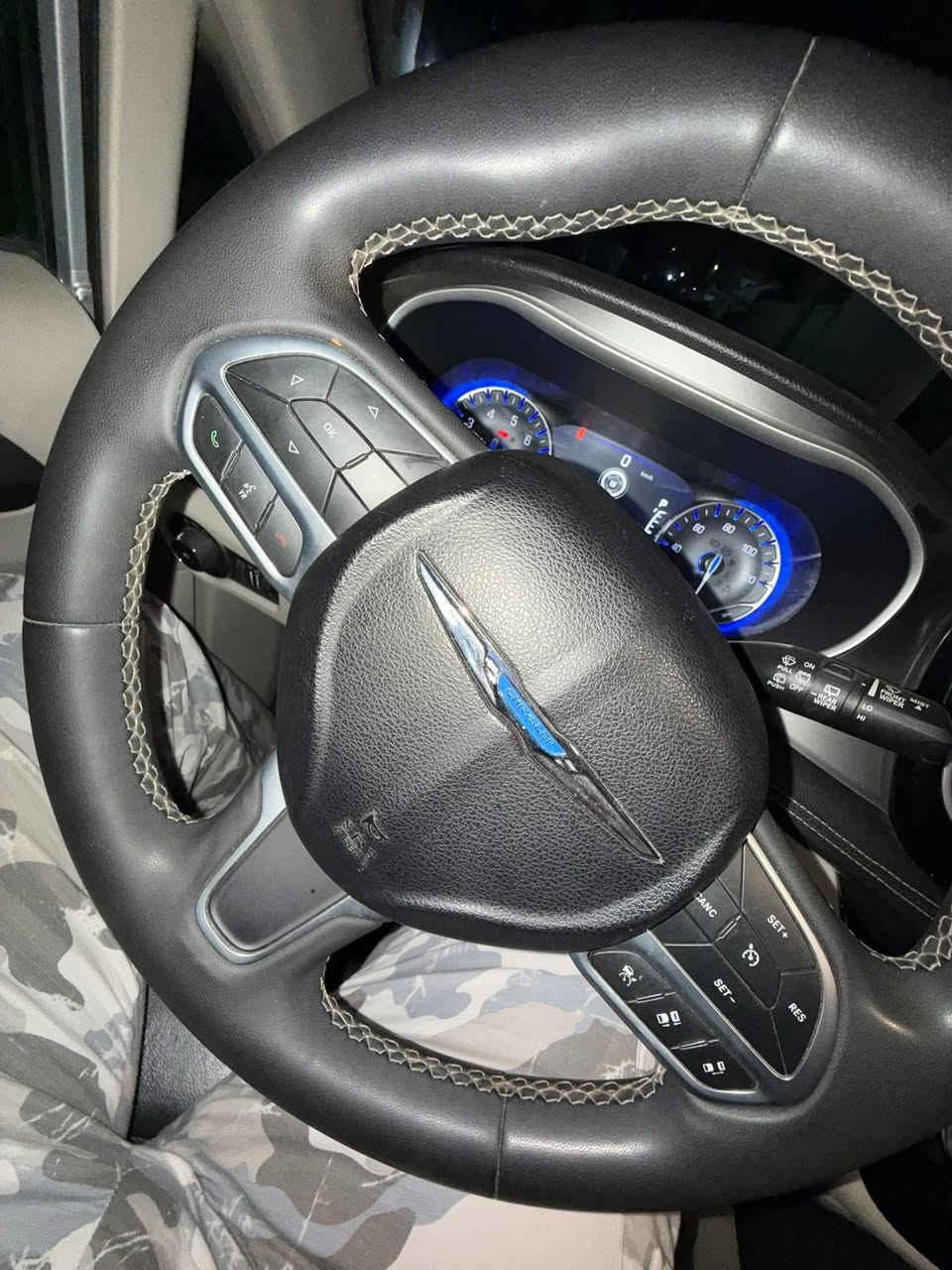 السلام عليكم باسفكا للبيع
2022 فول عدا الفتحه 
حبيب السياره استخدام شخصي امانه بانزين محسن
مكاني بغداد ***********
حادثه جملغ وباب عكس لسايق لحدث صطحي 
ايرباكات سستم مرجعه 
***********
