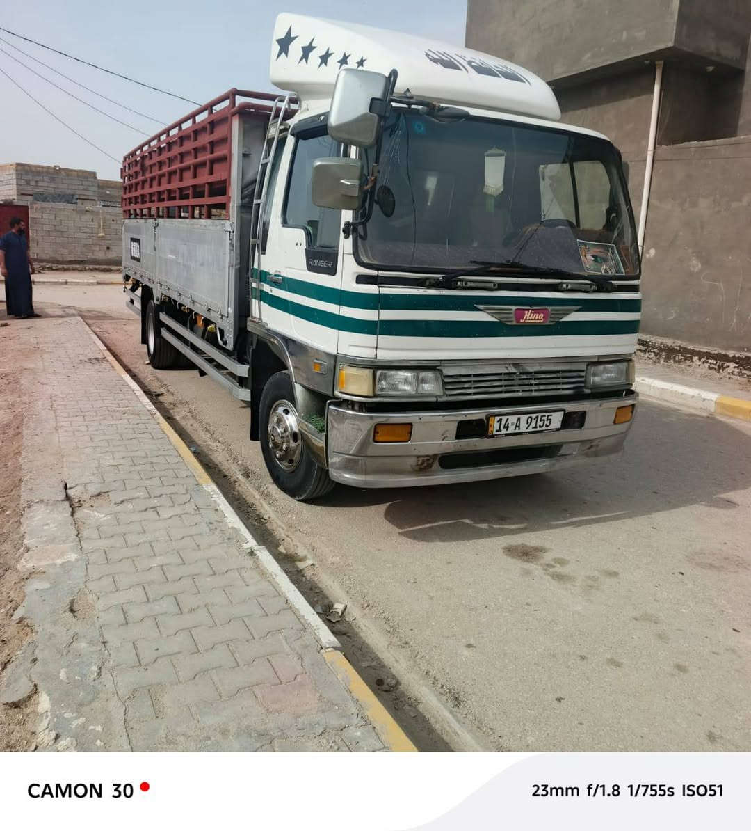 سلام عليكم البيع هينو سبعين عادي  الموديل 98 ارقم ***********
