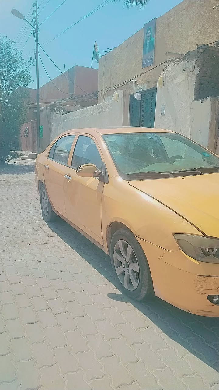السلام عليكم هاي ليفان 620 للبيع واكفه سيارة مابيه شي دويه بالمشي فحصته عينيه وصينية كالوا غرفته جديده شاشه وتبريد كهربائيات شغاله تبريد شغال مكينه كوريا بيه هاي ضربه جاملغ خلفي شنو من استفسار حاظر سيارة سماوه وهذا رقمي *********** شكد سعر السوك ابيع عليه الهية سنه راعيه حاظر المداور
